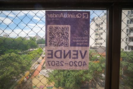 Apartamento à venda com 129m², 3 quartos e 2 vagas Apartamento à venda com 129m², 3 quartos e 2 vagasSala Varanda Placa