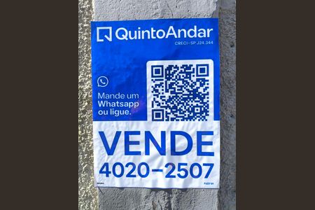 Casa à venda com 100m², 3 quartos e 4 vagas Casa à venda com 100m², 3 quartos e 4 vagasPlaquinha