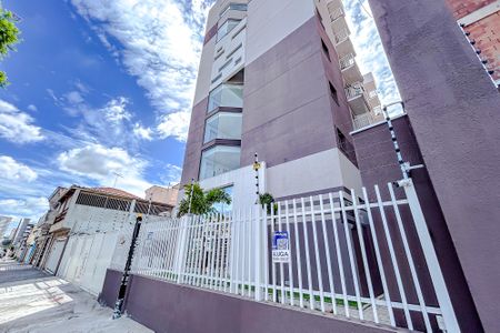 Apartamento para alugar com 30m², 1 quarto e sem vagaFachada com Plaquinha