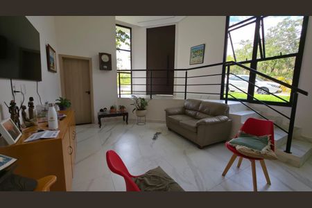 Casa de condomínio à venda com 230m², 4 quartos e 2 vagasSala