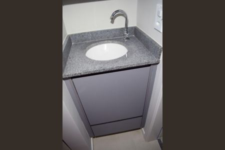 Apartamento para alugar com 30m², 1 quarto e sem vagaBanheiro