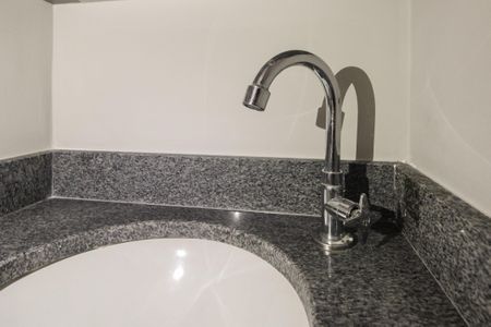 Apartamento para alugar com 30m², 1 quarto e sem vaga Apartamento para alugar com 30m², 1 quarto e sem vagaBanheiro