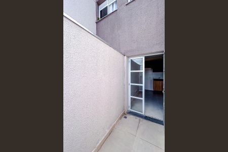 Apartamento para alugar com 28m², 1 quarto e sem vagaVaranda