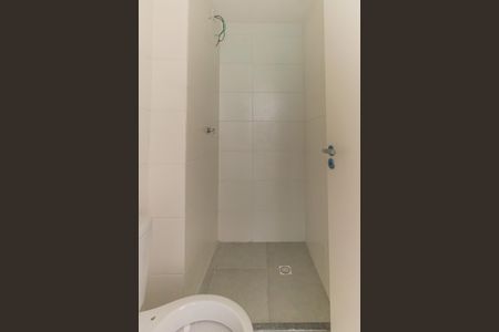 Banheiro de apartamento à venda com 1 quarto, 30m² em Vila Carrão, São Paulo