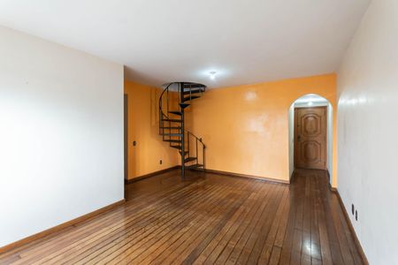 Apartamento à venda com 212m², 4 quartos e 2 vagasSala