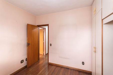 Apartamento à venda com 212m², 4 quartos e 2 vagasQuarto 1