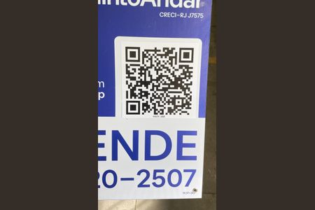 Apartamento à venda com 212m², 4 quartos e 2 vagasPlaquinha