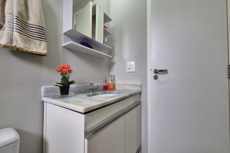 Apartamento à venda com 81m², 3 quartos e 1 vagaBanheiro da Suíte