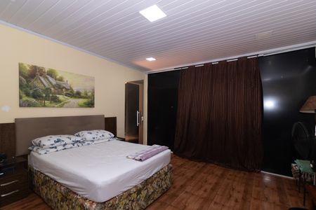 Apartamento para alugar com 230m², 2 quartos e 1 vagaSuíte