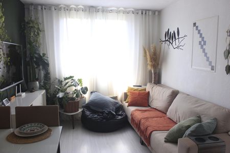 Sala de apartamento para alugar com 2 quartos, 43m² em Vila Nova Bonsucesso, Guarulhos