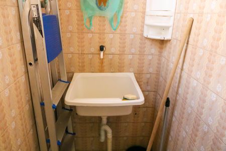 Casa à venda com 180m², 4 quartos e 2 vagas Casa à venda com 180m², 4 quartos e 2 vagasCozinha