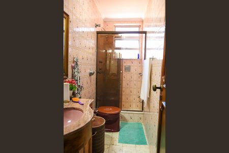 Casa à venda com 180m², 4 quartos e 2 vagas Casa à venda com 180m², 4 quartos e 2 vagasBanheiro do Quarto Suíte