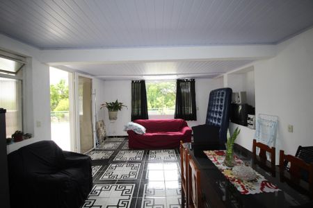 Casa à venda com 156m², 5 quartos e 4 vagasSala 2