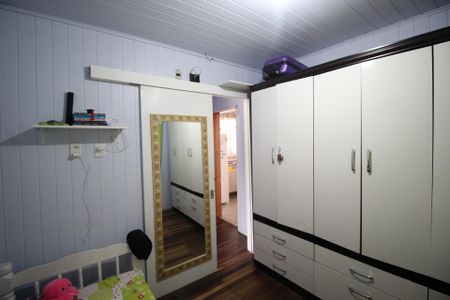 Casa à venda com 156m², 5 quartos e 4 vagasQuarto 2