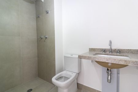 Studio à venda com 25m², 1 quarto e sem vaga Studio à venda com 25m², 1 quarto e sem vagaBanheiro