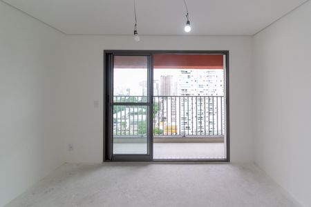 Quarto de kitnet/studio à venda com 1 quarto, 25m² em Santo Amaro, São Paulo