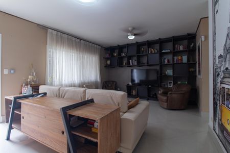 Sala de casa para alugar com 3 quartos, 120m² em Vila Monumento, São Paulo