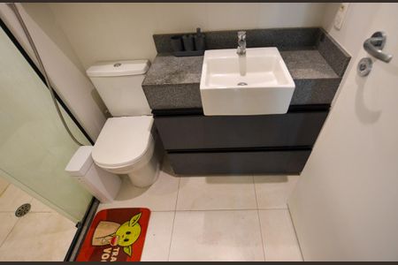 Apartamento à venda com 37m², 1 quarto e 1 vaga Apartamento à venda com 37m², 1 quarto e 1 vagaBanheiro social