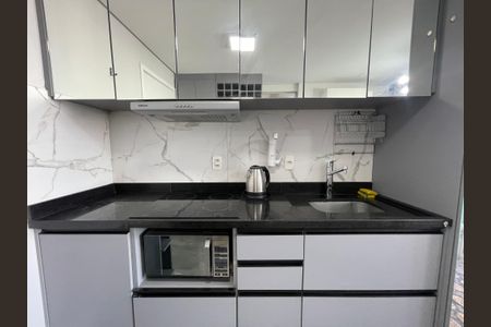 Apartamento para alugar com 37m², 1 quarto e 1 vagaSala/Cozinha