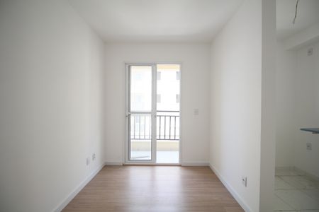 Sala de apartamento para alugar com 1 quarto, 43m² em Jardim Tres Irmaos, Taboão da Serra