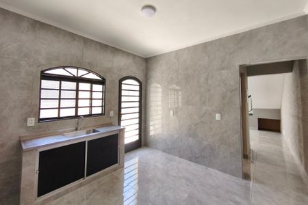 Casa para alugar com 200m², 2 quartos e 1 vagaCozinha