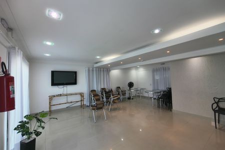 Apartamento para alugar com 55m², 1 quarto e 1 vaga Apartamento para alugar com 55m², 1 quarto e 1 vagaÁrea comum - Salão de festas