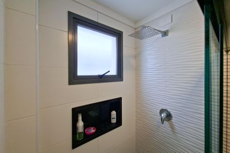 Apartamento para alugar com 88m², 2 quartos e 1 vaga Apartamento para alugar com 88m², 2 quartos e 1 vagaBanheiro da Suíte 1