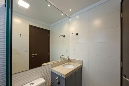 Apartamento para alugar com 88m², 2 quartos e 1 vaga Apartamento para alugar com 88m², 2 quartos e 1 vagaBanheiro da Suíte 1