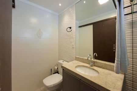 Apartamento para alugar com 88m², 2 quartos e 1 vaga Apartamento para alugar com 88m², 2 quartos e 1 vagaBanheiro da Suíte 2