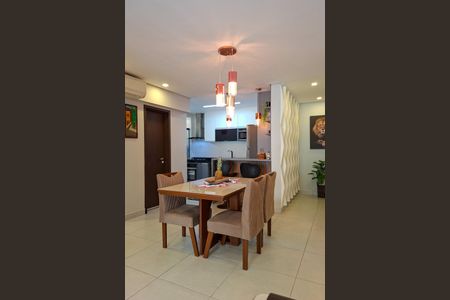 Sala de apartamento para alugar com 2 quartos, 88m² em Canto do Forte, Praia Grande