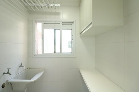 Apartamento para alugar com 70m², 2 quartos e 1 vagaÁrea de Serviço