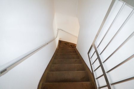 Casa à venda com 125m², 2 quartos e 1 vagaEscada