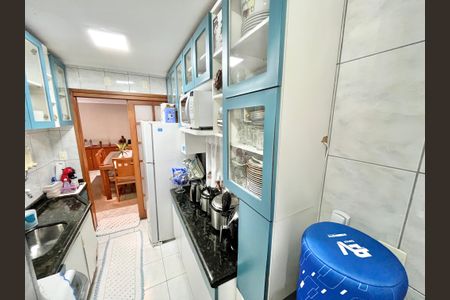 Apartamento à venda com 64m², 2 quartos e 1 vaga Apartamento à venda com 64m², 2 quartos e 1 vagaCozinha