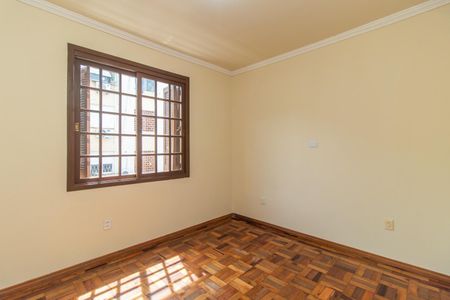 Quarto 1 de apartamento para alugar com 2 quartos, 64m² em Santo Antônio, Porto Alegre