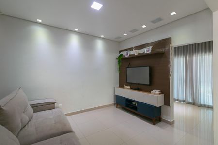 Casa para alugar com 4 quartos, 240m² em Etelvina Carneiro, Belo Horizonte