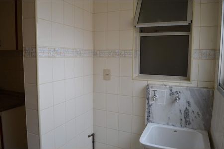 Apartamento à venda com 63m², 3 quartos e 1 vagaÁrea de serviço