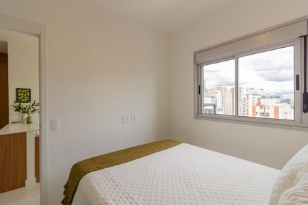 Quarto 1 de apartamento para alugar com 2 quartos, 39m² em Pinheiros, São Paulo