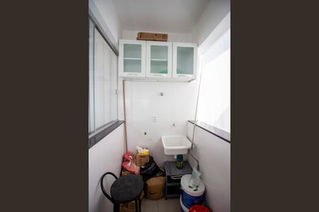 Casa de condomínio para alugar com 90m², 2 quartos e 2 vagas Casa de condomínio para alugar com 90m², 2 quartos e 2 vagasCozinha e Área de Serviço