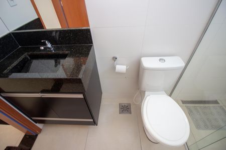 Casa de condomínio para alugar com 90m², 2 quartos e 2 vagas Casa de condomínio para alugar com 90m², 2 quartos e 2 vagasBanheiro Social