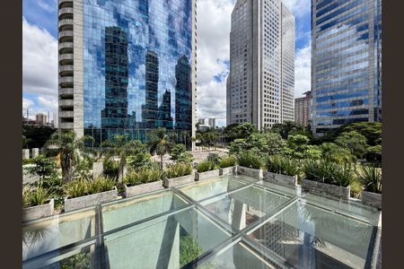 Apartamento à venda com 85m², 1 quarto e 1 vagaVista 