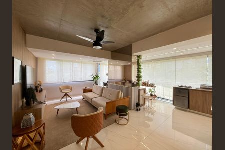 Apartamento à venda com 85m², 1 quarto e 1 vagaSala