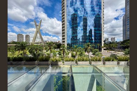 Apartamento à venda com 85m², 1 quarto e 1 vagaVista 