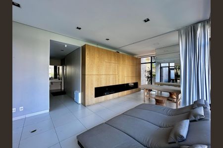 Apartamento à venda com 85m², 1 quarto e 1 vagaSpa