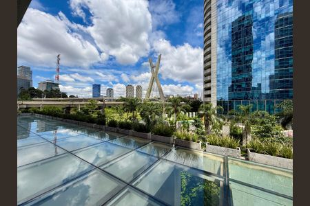 Apartamento à venda com 85m², 1 quarto e 1 vagaVista 