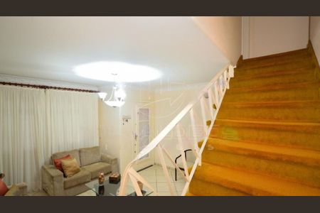 Casa à venda com 80m², 3 quartos e sem vaga