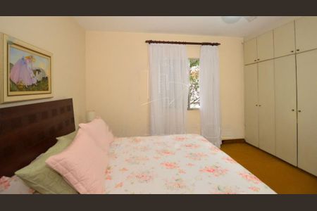 Casa à venda com 80m², 3 quartos e sem vaga