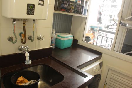 Apartamento para alugar com 84m², 2 quartos e 2 vagasCozinha e Área de Serviço