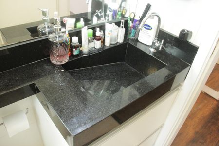 Apartamento para alugar com 84m², 2 quartos e 2 vagasBanheiro da Suíte