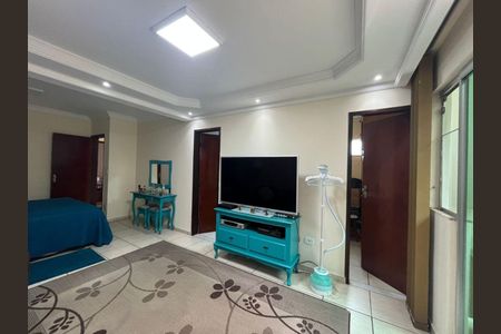 Casa à venda com 3 quartos, 209m² em Anchieta, São Bernardo do Campo