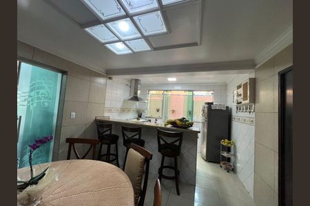 Casa à venda com 3 quartos, 209m² em Anchieta, São Bernardo do Campo